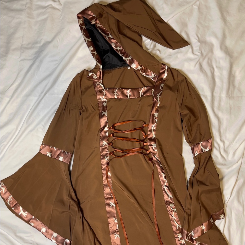 Amazon Mid-evil costume